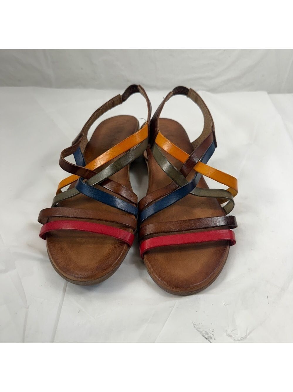 Valeria's leather multicolor sandal size 8.5